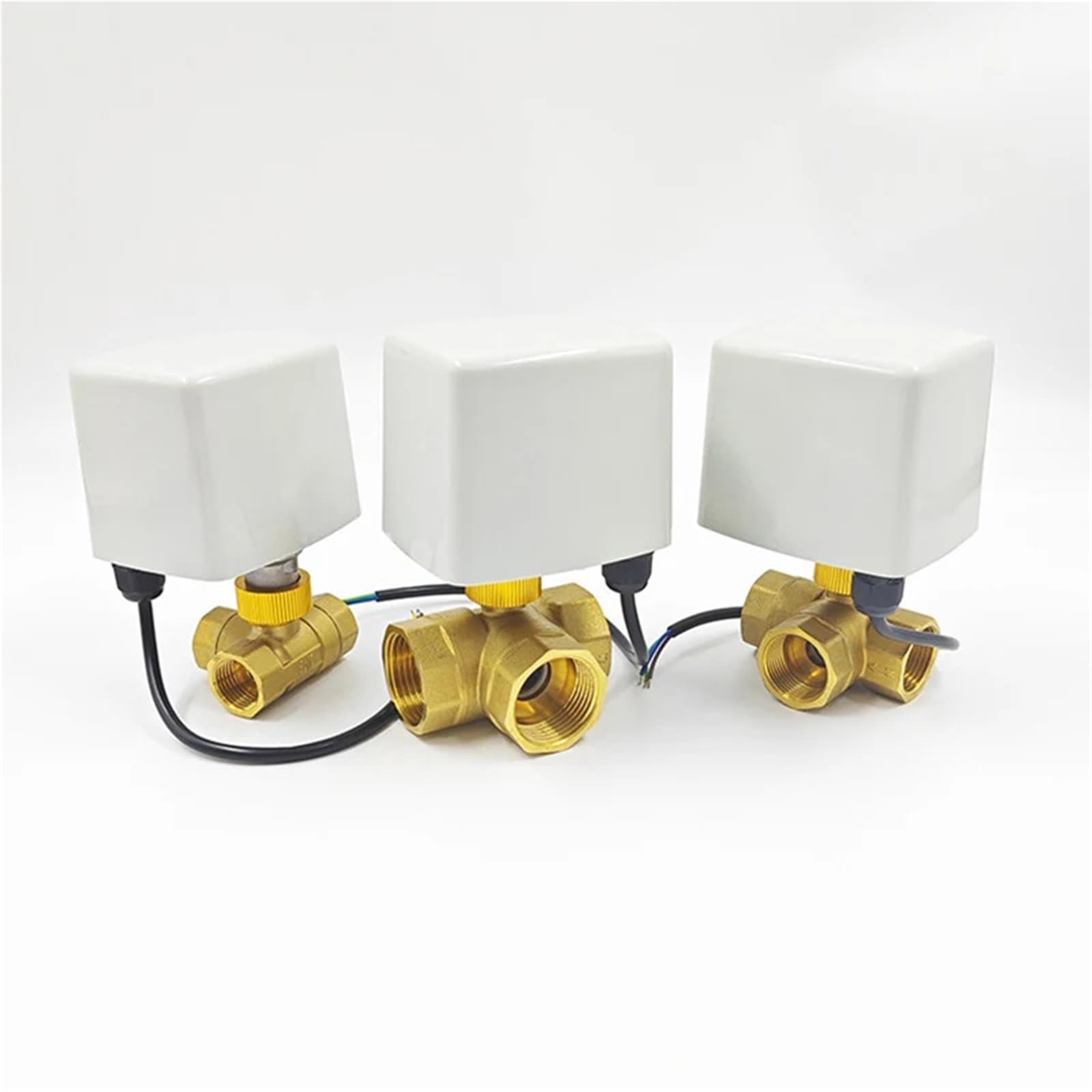 Válvula de bola eléctrica de 3/4 pulgadas con latón duradero y conexión de 24VDC