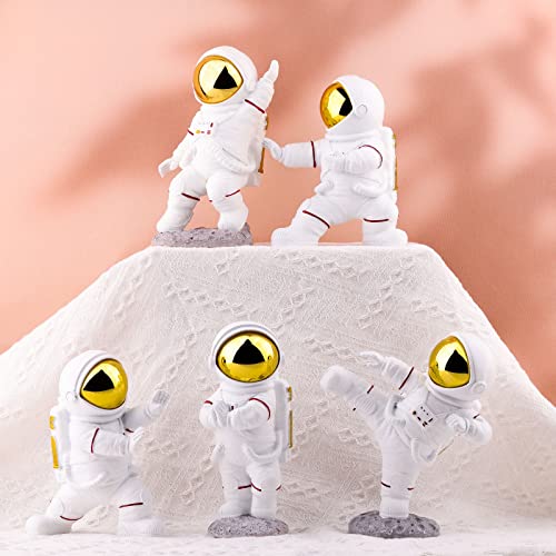 Figura de Astronauta Kung Fu Blanco y Dorado miniatura 3