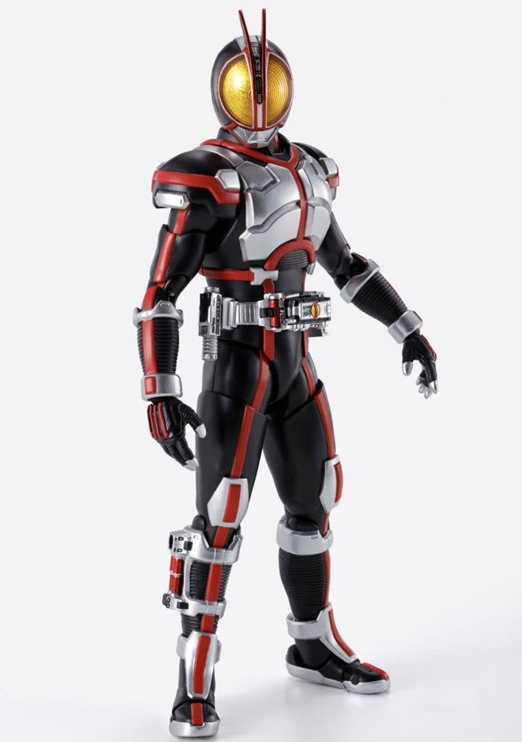 Amazon.co.jp: 未開封 ﾌｨｷﾞｭｱｰﾂ 真骨彫製法 仮面ﾗｲﾀﾞｰファイズ 555  