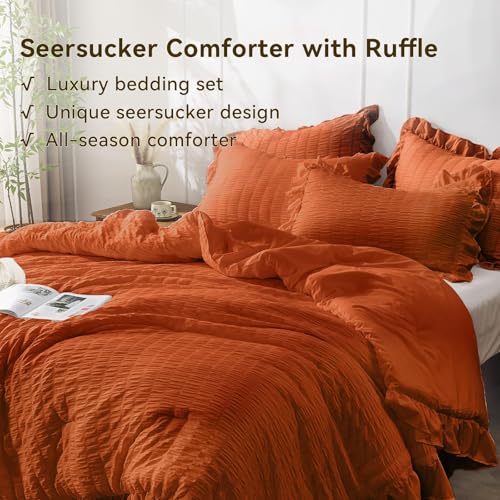 JOLLYVOGUE Burnt Orange Queen Comforter Set, 3 Pieces Seersucker Comforters Queen Size, Lightweight & Fluffy Bedding Sets Queen for All Season with 1 Ruffle Comforter and 2 Ruffle Pillowshams