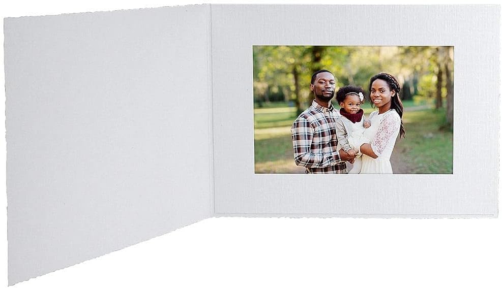 White Portrait Folder: Plain Border for 4" x 6" horizontal prints