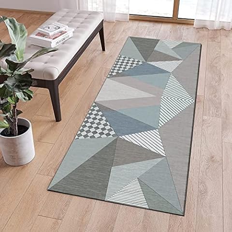 QQrunner Non-Slip Geometric Runner Rug Cover