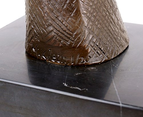 Busto de bronce limitado Thinking Woman firmado por Martin Klein con base de mármol 3