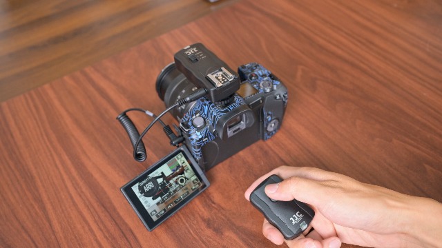 Disparador de Flash Disparador de Flash Speedlite de Estudio Remoto inalámbrico con 2 receptores para Canon R6 750D 1200D 1300D 800D 760D 77D 80D 700D 1100D M6 M5 650D 550D 60D Power