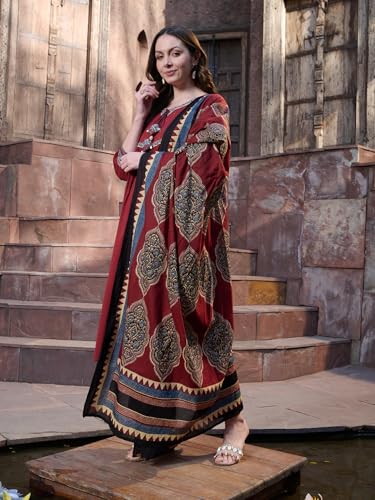 Image of Stylum Women's Solid Cotton Kurta Pant Dupatta Set