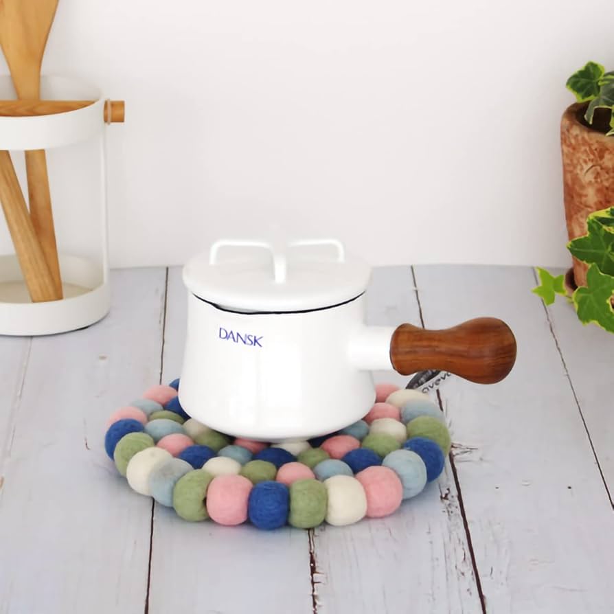 マウンテンリサーチ”Pot Mat” Aリースマーク型　トリコット　鍋敷き マウンテンリサーチ”Pot Mat” Aリースマーク型 トリコット 鍋敷き