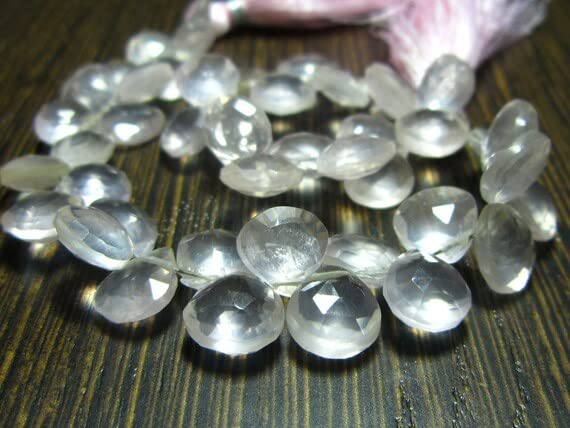 Quartz rose en perles cœur briolette pour confectionner un cadeau de fête des mères unique