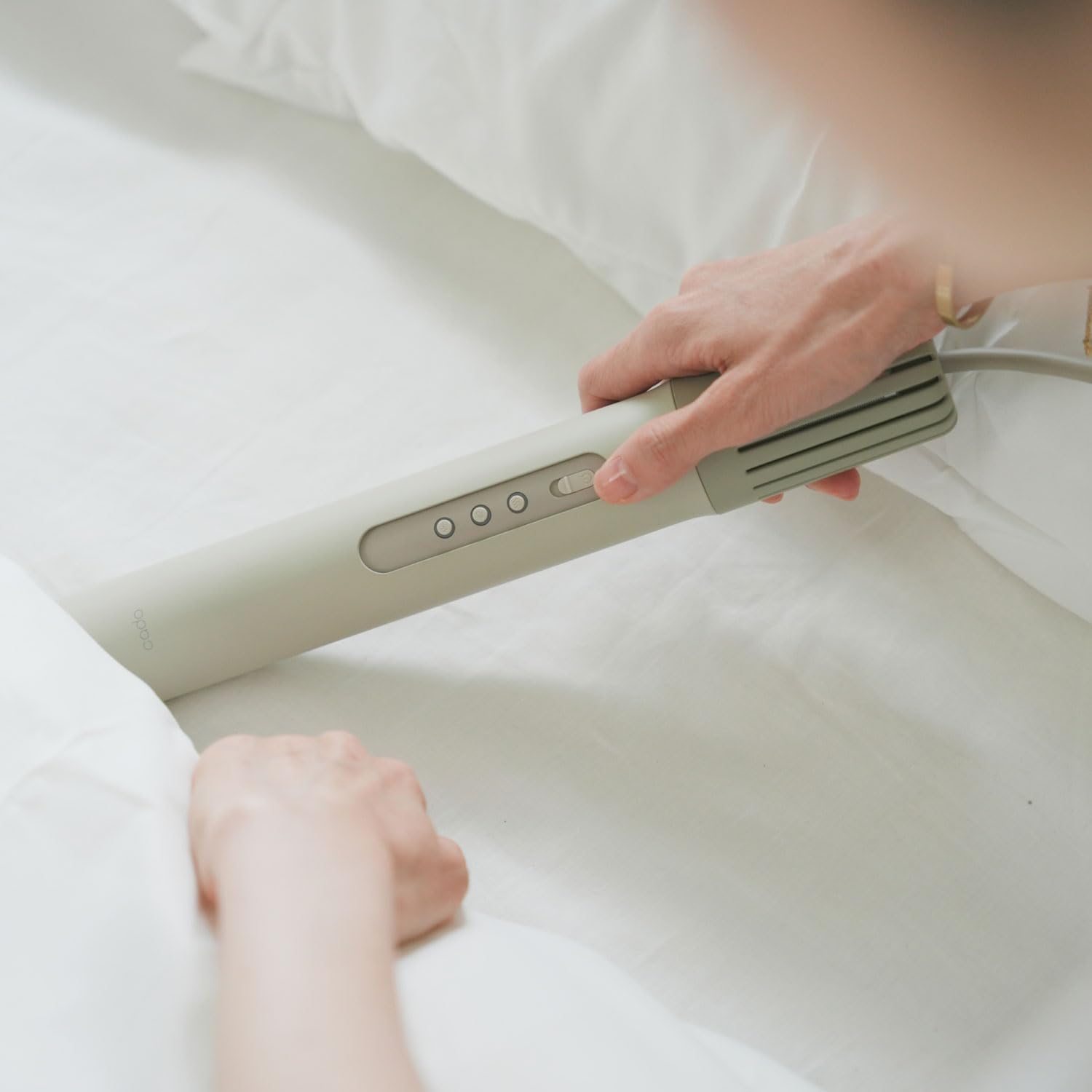 Amazon.co.jp: cado ふとん乾燥機 FOEHN 002 FEN-002(ウォームグレー 