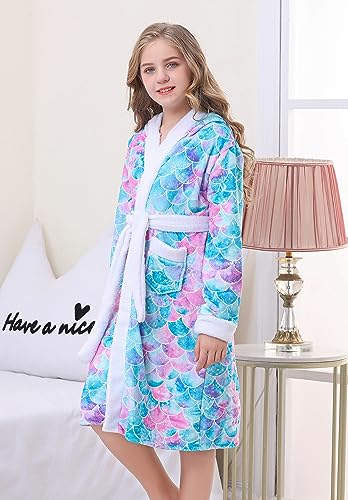 Funnycokid Girls Robes Kids Hooded Bathrobe Soft Fleece Pajamas Plush Flannel Sleepwear 4-14 Years3