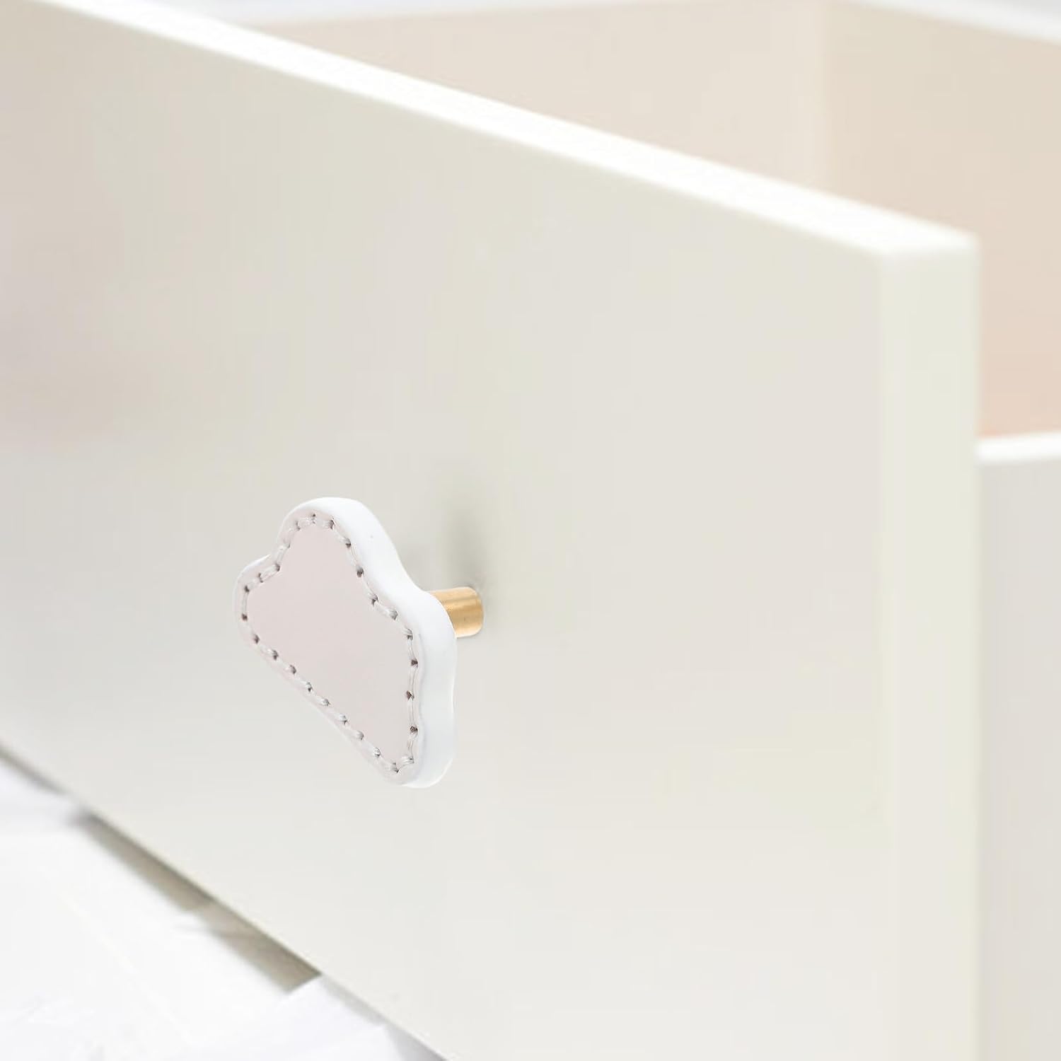 2pcs Cloud Shaped Brass Drawer Handles Thickened Soft Leather Pulls for ’s Wardrobe Cabinet Modern Furniture Hardware Accessories