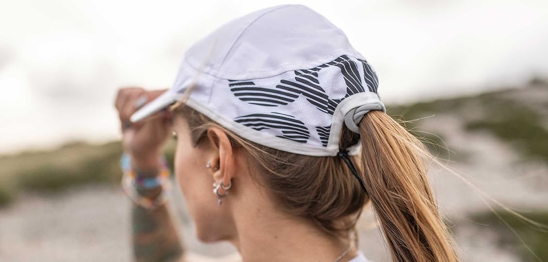 COMPRESSPORT Pro Racing Cap | Casquette de Running Ultra-légère – Ergonomique, Respirante, séchage Rapide – Visière articulée pour Protection Solaire – Idéale Trail, Running et entraînement intensif