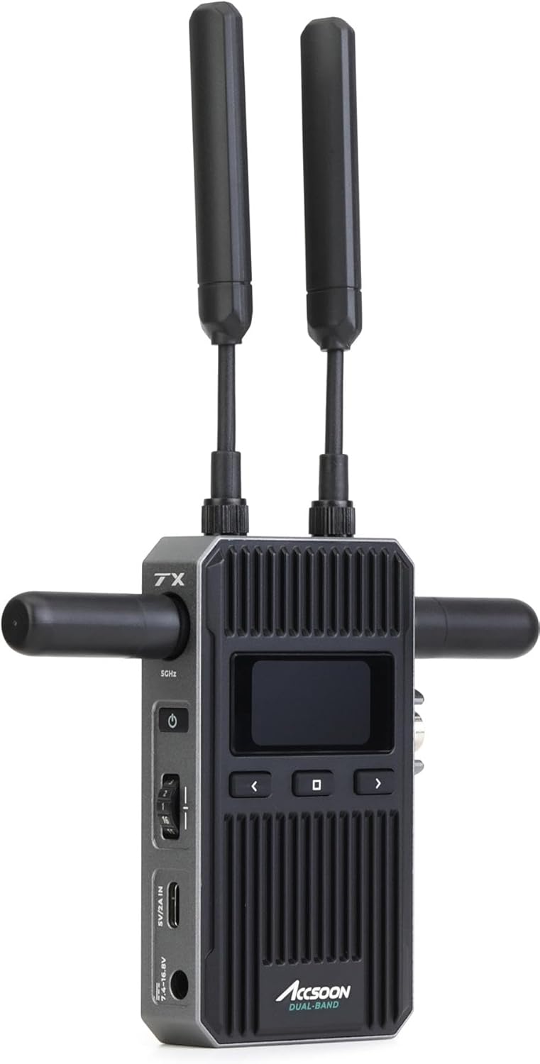 Accsoon CineView 2 SDI Transmitter front view with antennas