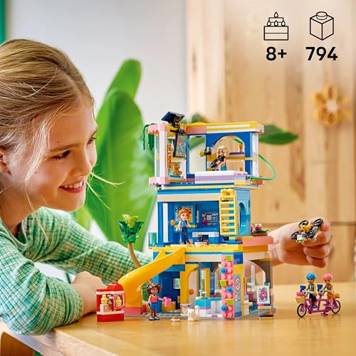 Image of LEGO Friends Heartlake City Friends Club House - Toy Set - 5 Minidolls - Cat, Gecko, Bunny - 42689