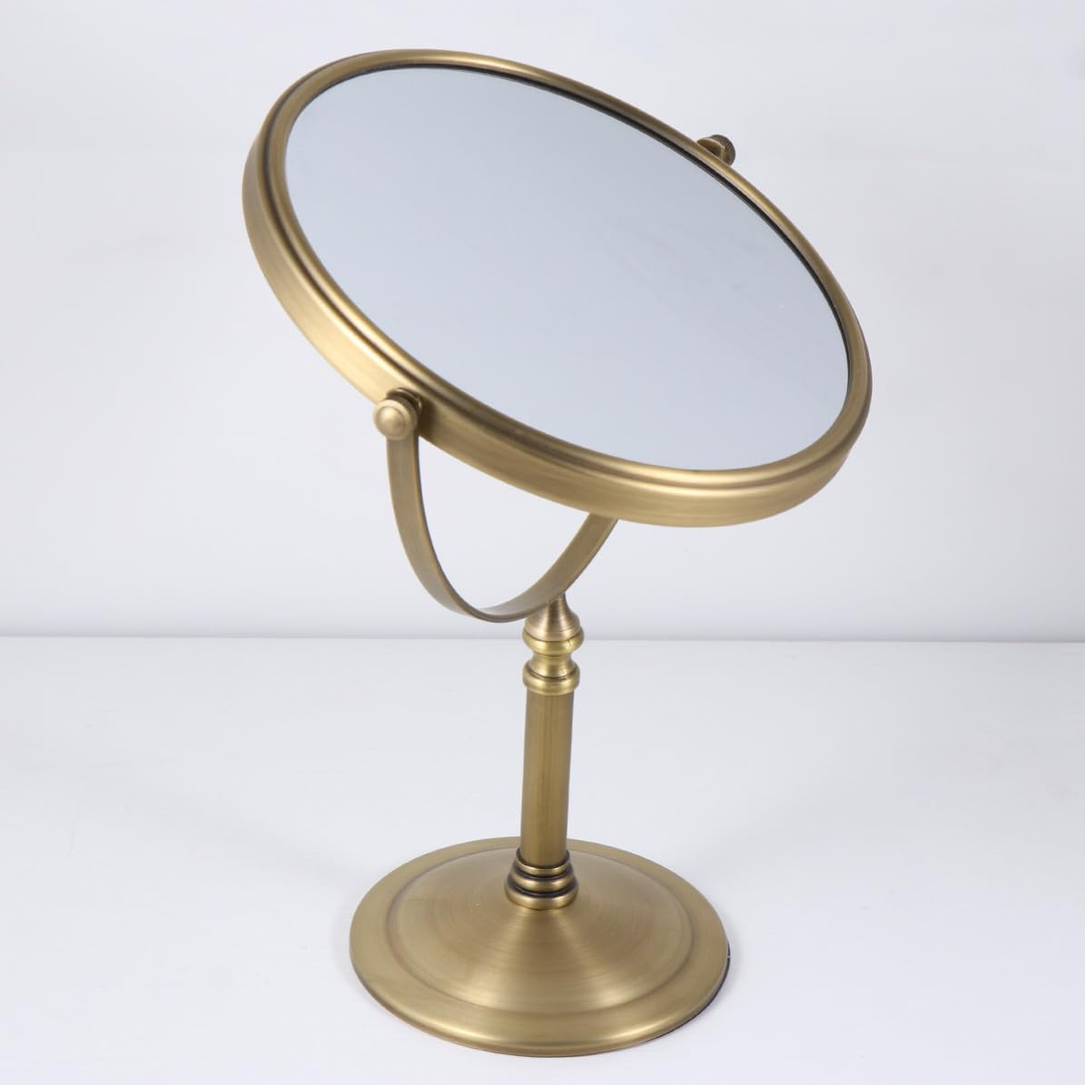SOIMISS Espejo de Maquillaje Material de Metal y Doble Cara Aumento 3X de Mesa Diseño Antideslizante Adecuado para Uso Hogar
