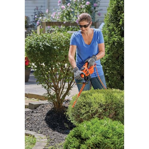 BLACK+DECKER Electric Hedge Trimmer, 16-Inch (BEHT100) by BLACK+DECKER - Image 6
