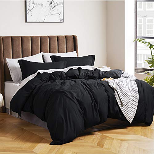 Photo 1 of **Like new 
Bedsure Black Duvet Covers Queen Size - Brushed Microfiber Soft Queen Duvet Cover Set 3 Pieces with Zipper Closure