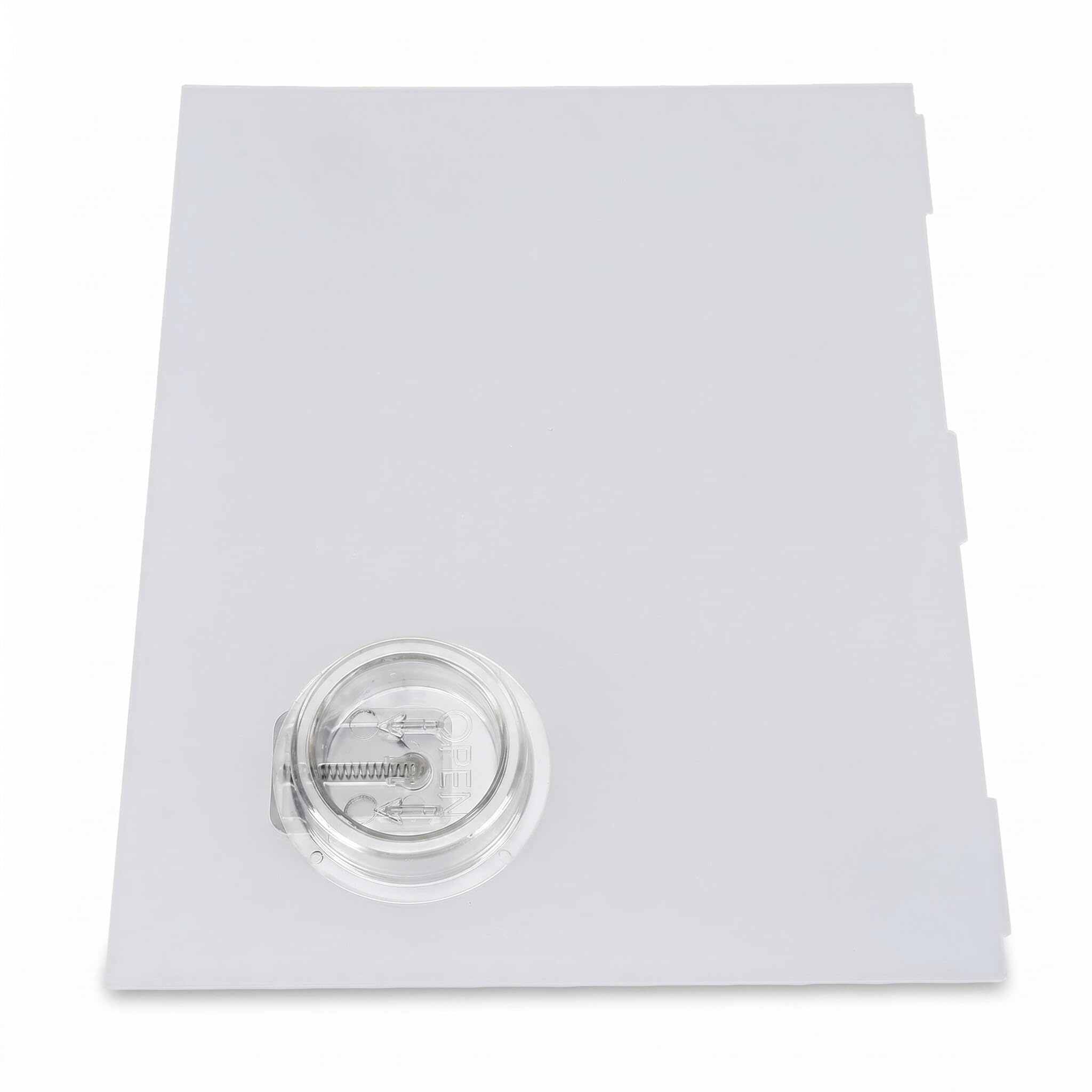 Bouton-poussoir intégré sur ce panneau coulissant transparent pour porte de camping-car 30x25