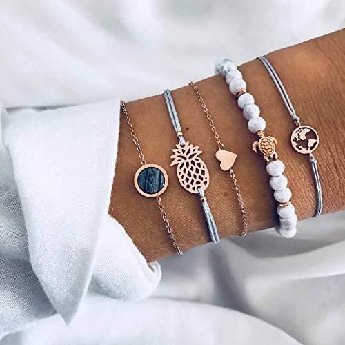5PCS Boho Beaded Bracelets Sets for Women Gold Multilayered Love Heart Pendant Charms Hand Chain Stackable Wrap Bangle Adjustable Bracelet Jewelry Accessories