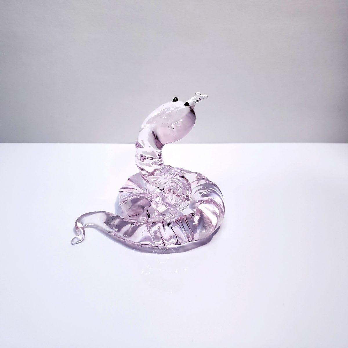 即購入OK　クリスタル製ピンク蛇の置物 即購入OK クリスタル製ピンク蛇の置物