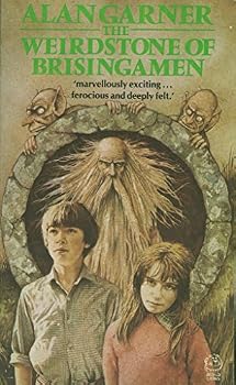 Paperback The Weirdstone Of Brisingamen Book