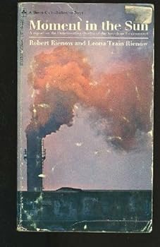 Paperback Moment in the sun Book