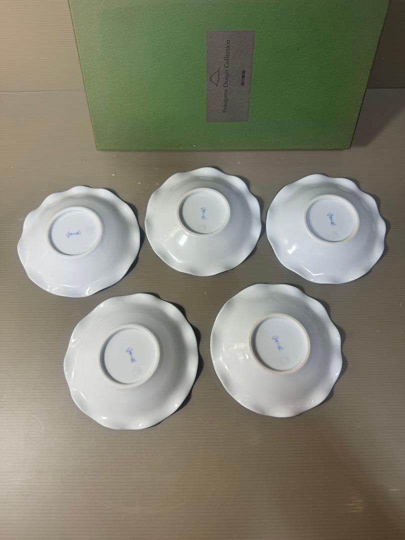 2537 深川製磁　アクアブルー　取り皿揃5枚組　未使用品 Amazon.co.jp: 深川製磁 アクアブルー 取り皿揃5枚組 : ホーム＆キッチン