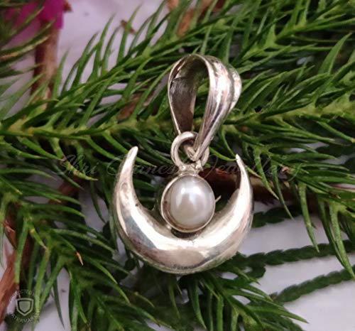 Shri Ganesh JewelleryPearl Pendant 