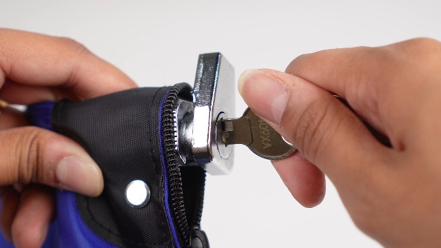 BankSupplies Locking Cash Bag 10W X 8H Heavy Duty Nylon Curved Zipper Royal Blue Metal Pop Up Lock 2 Keys Included Black Framed Cardholder