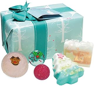 Bomb Cosmetics Winter Wonderland Handmade Wrapped Bath and Body Gift Pack, Contains 5-Pieces, 440 g [Contents May Vary]