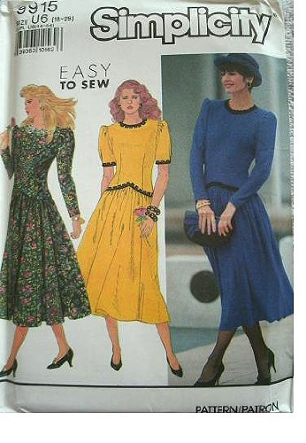 Patron Simplicity 9915 robe femmes grandes tailles 44 à 54 facile à coudre