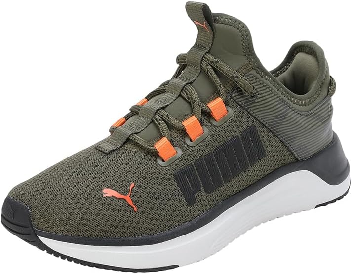 PUMASoftride Astro Slip Hyperwave unisex-adult Road Running Shoe