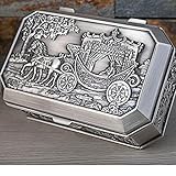 Dieses elegante und luxuriöse Schmuckkästchen aus Metall wird mit feiner Verarbeitung und guten Materialien hergestellt, um die Langlebigkeit des Produkts zu gewährleisten. Die Innenseite ist mit einem gebürsteten Tuch versehen, das sicher aufbewahrt werden kann, ohne die Accessoires zu beschädigen.
