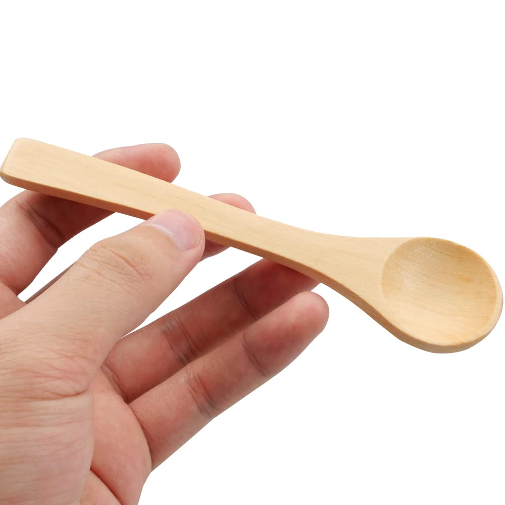 Spezie Sui Cucchiai Di Legno Vendite Delle Spezie Esotiche Alimento Del Condimento Spezie Aromatiche 88209181