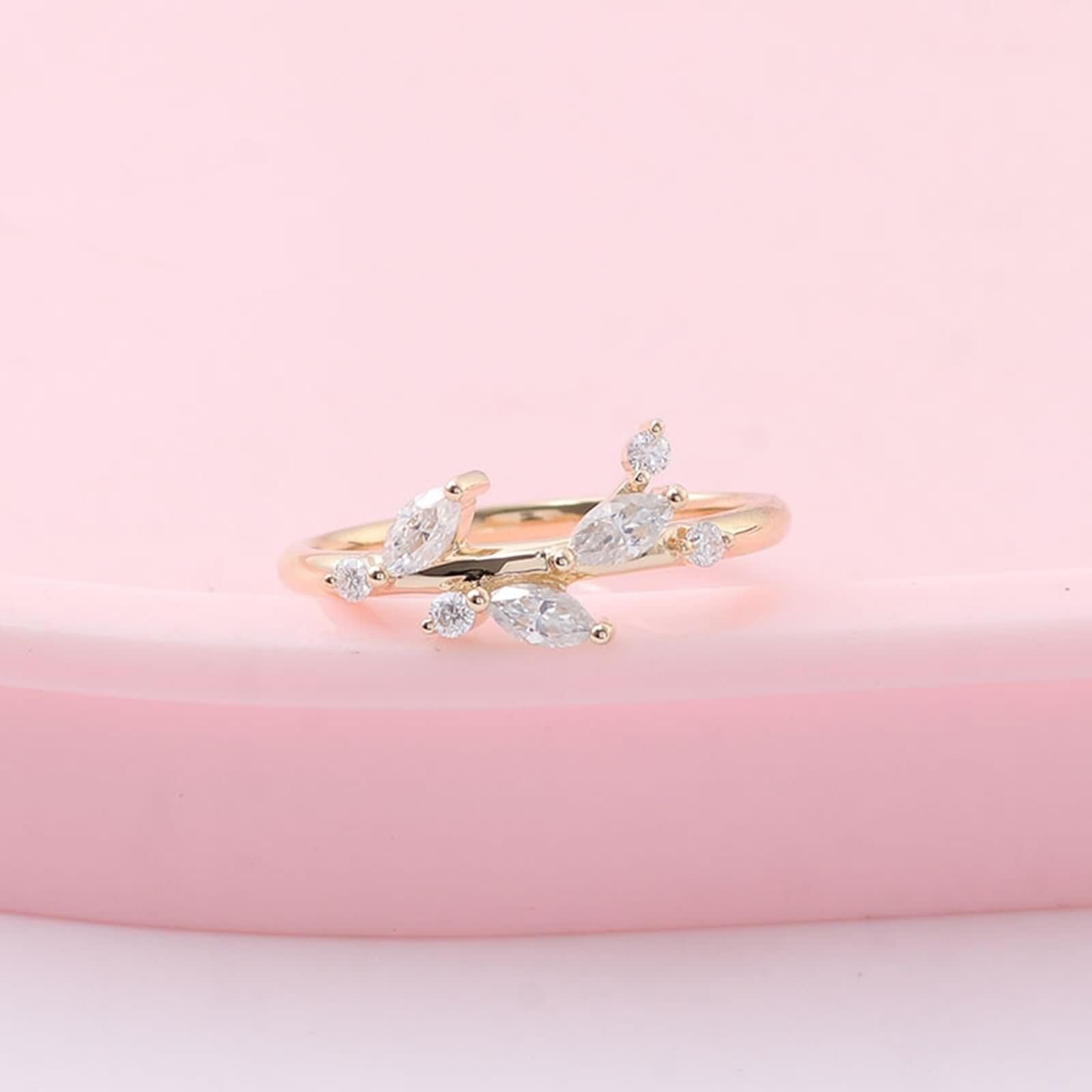 Anillo de graduación, anillo de boda de oro amarillo de 9 quilates, blanco, marquesa y moissanita, apilable para mujer, para el día de San Valentín, anillos de novia para mujer