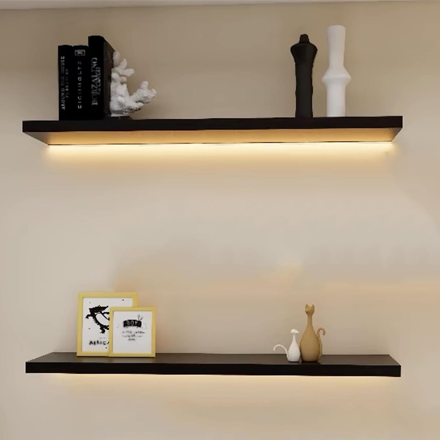 Amazon｜木製壁掛け発光本棚、内蔵照明付きLEDライト収納ラック