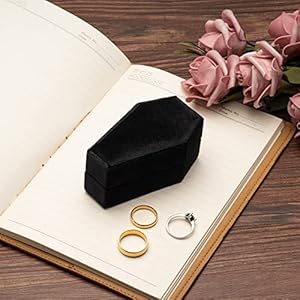 Velvetcoffinringboxcaseholderforgothicweddingceremonygothicjewelryorganizerdecorationsblack Urban Country Home Decor Velvet coffin ring box case holder for gothic wedding ceremonygothic jewelry organizer decorations black urban country home decor