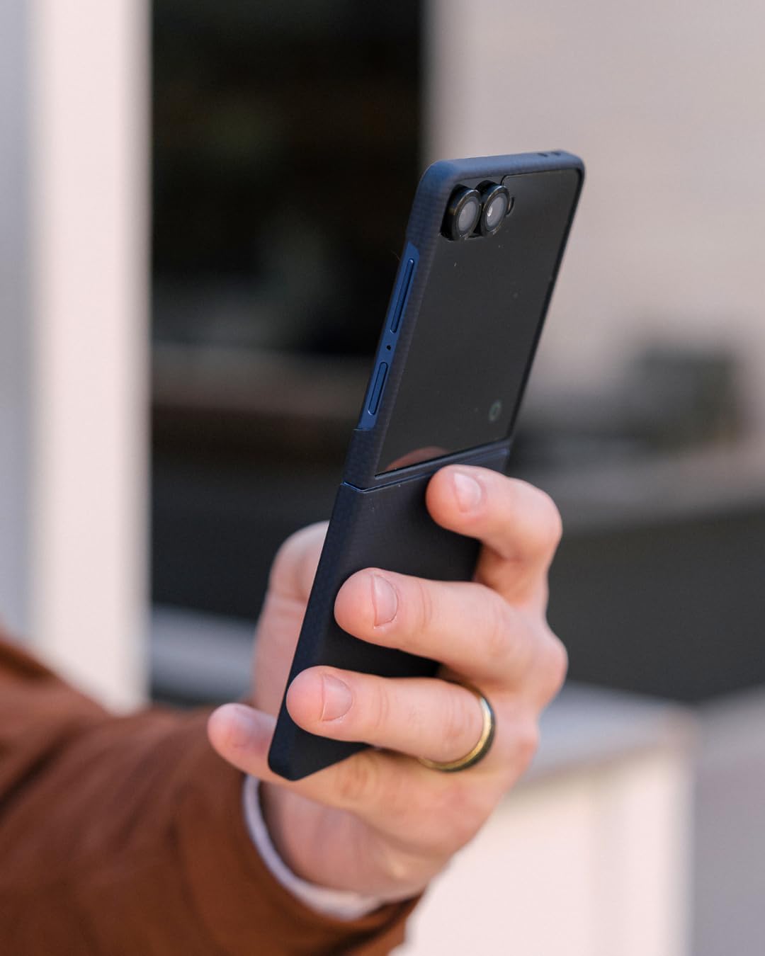 Thinborne Compatible with Samsung Galaxy Z Flip 7 Case, [600D Aramid Fiber] [Magnetic Charging] [Ultra Thin] [Minimalist Style] [Carbon Fiber Textures] - Blue