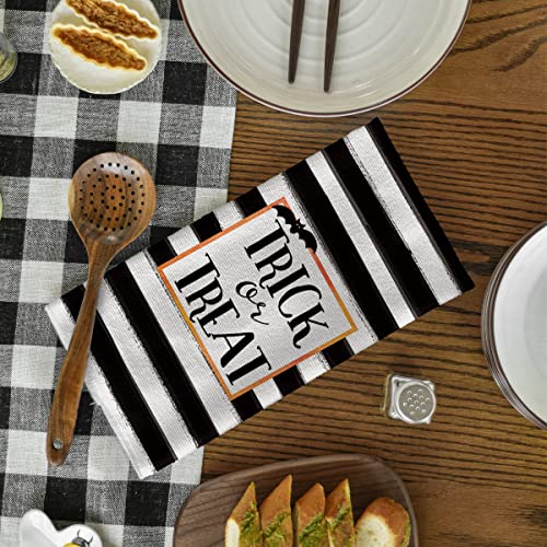 Artoid Mode Stripes Bats Halloween Fingertip Towel, Seasonal Trick Or Treat Household Hand Towel Bathroom Kitchen Decor Gift, 18X26 Inch #TOP5