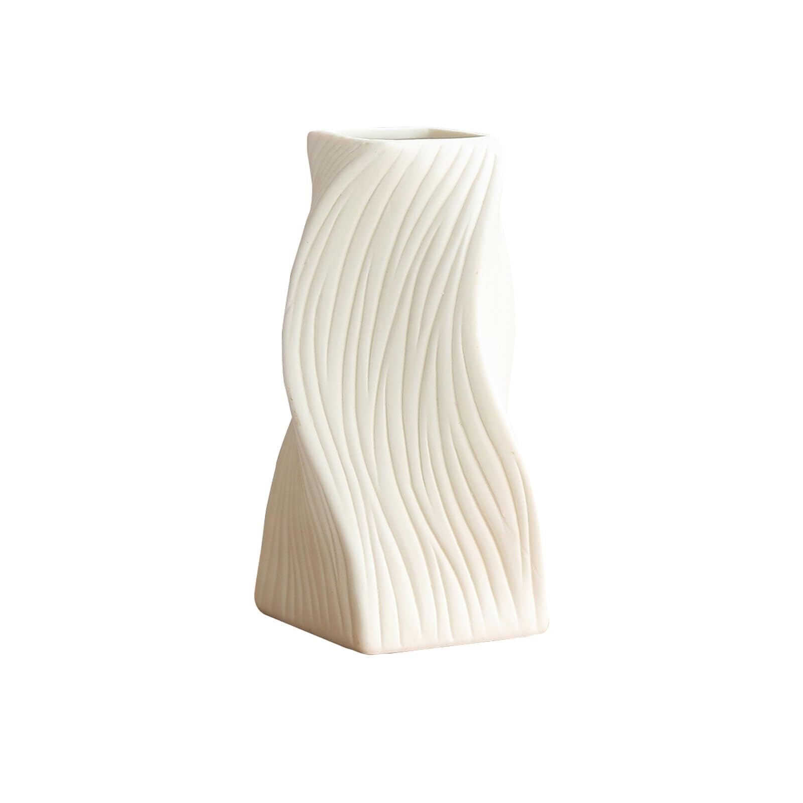 Unique Ceramic Vase Tulips Or Tabletop Decoration Aesthetic Room Decor(7.3 * 4.5 * 16.3CM)
