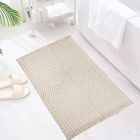 Siiluminisoy Bathroom Rugs, Bath Mat Rug with Tassels Natural 24 x 36 Thick Absorbent Non Slip for Bathroom Floor Mats Machine Washable Cover