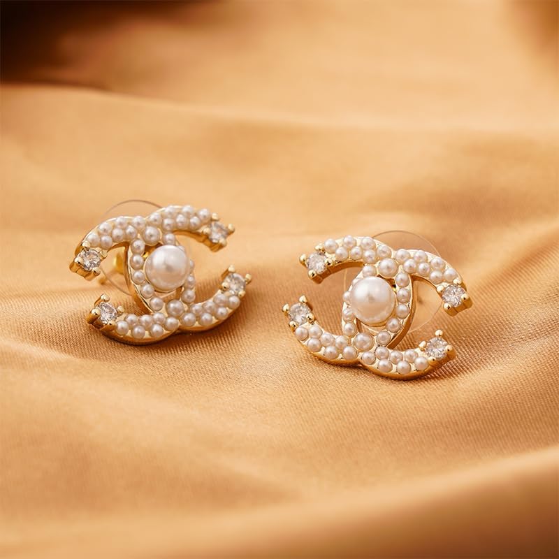 Elegant pearl silver needle stud earrings, letter design, women's fashion jewelry, classic style accessories - Image 4