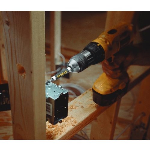 Image of DeWalt DW2054 Compact Magnetic Drive Guide with Self Retracting Sleeve, 1-Pack
