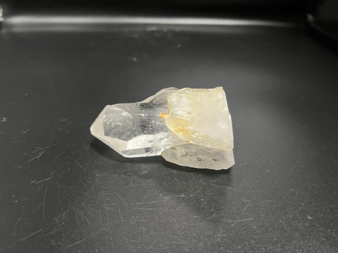 サチャロカクリアアゼツライトA++プリズマティッククリスタル