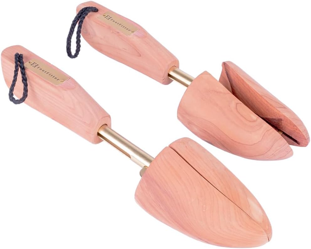 FootFitter Men's Aromatic Cedar Shoe Trees, Adjustable Split Toe Shoe Shaper, Preserve Shape & Absorb Odors, USA Cedar (SJ32)