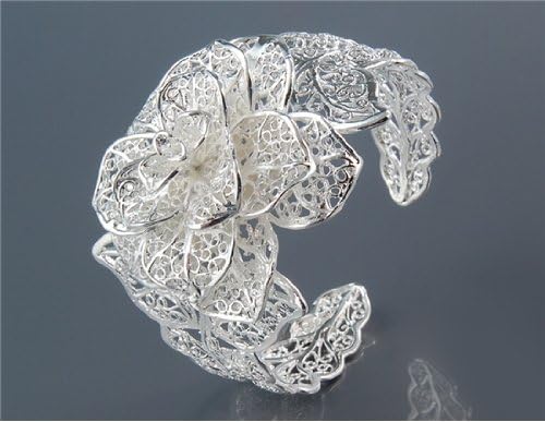 925 Silver Plated Cupronickel Alloy Lattice Flower Cuff Bracelet (Silver) M.