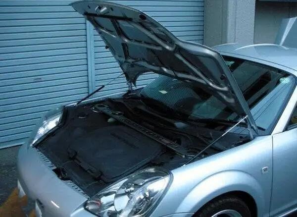 Pièces auto MR2 W30 pour faciliter vos sorties en week-end - 3
