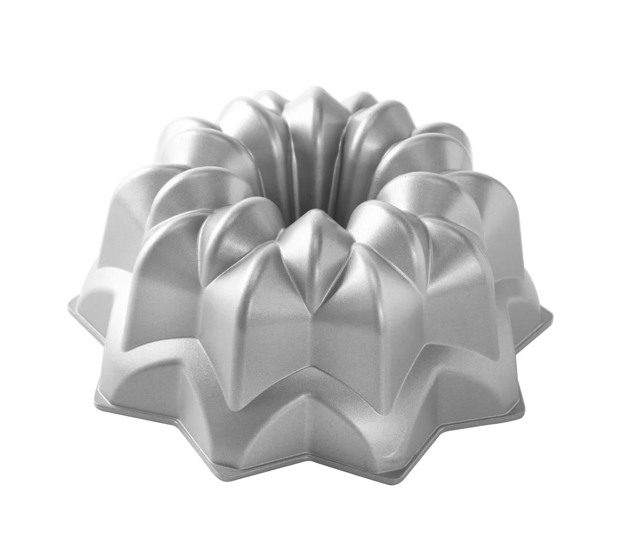 Nordic Ware Vintage Star Bundt Pan