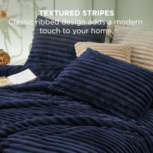 Image of Bedsure King Fluffy Comforter Set - GentleSoft 3 Pieces Luxury Fleece Navy Bedding, Cozy Room Decor Aesthetic, 1 King Bed Comforter (104 inchx90 inch) and 2 Pillowcases (20 inchx36 inch)