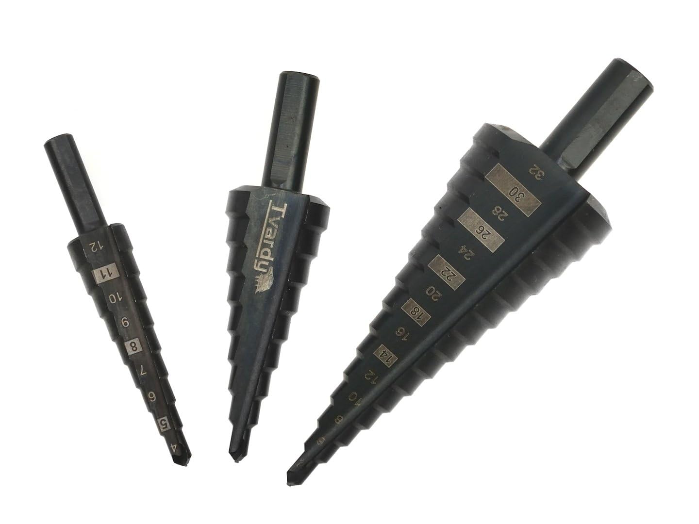 BSD Juego de brocas cónicas HSS M2 de alta precisión (3 piezas, 4-12mm, 4-20mm, 4-32mm) - Ideal para metal y plástico en maletín de aluminio robusto.