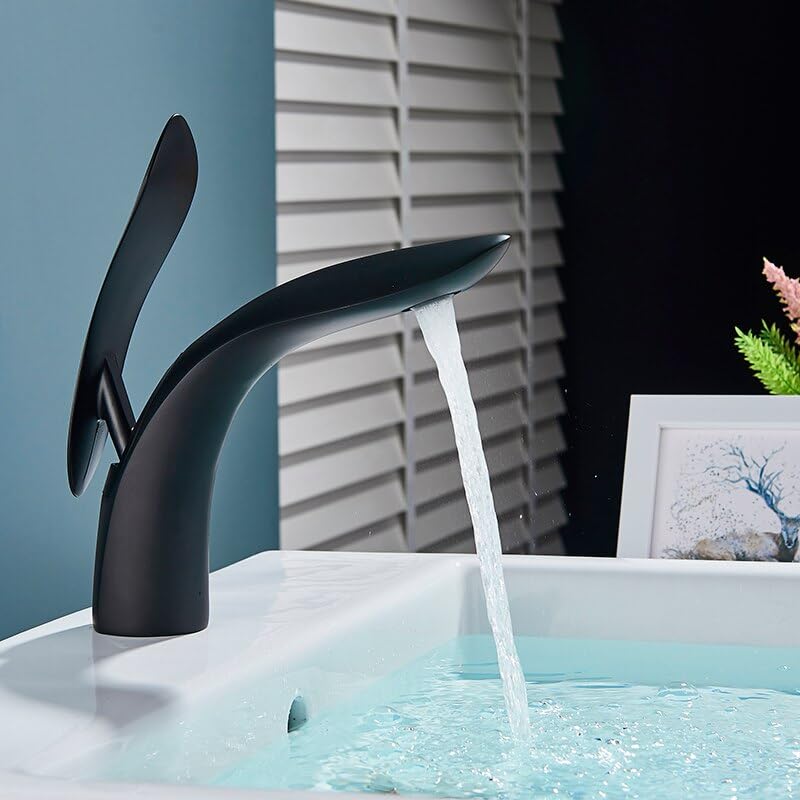 Robinet mitigeur eau chaude froide noir mat pour vasque moderne